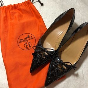 Hermes black shoes/pumps